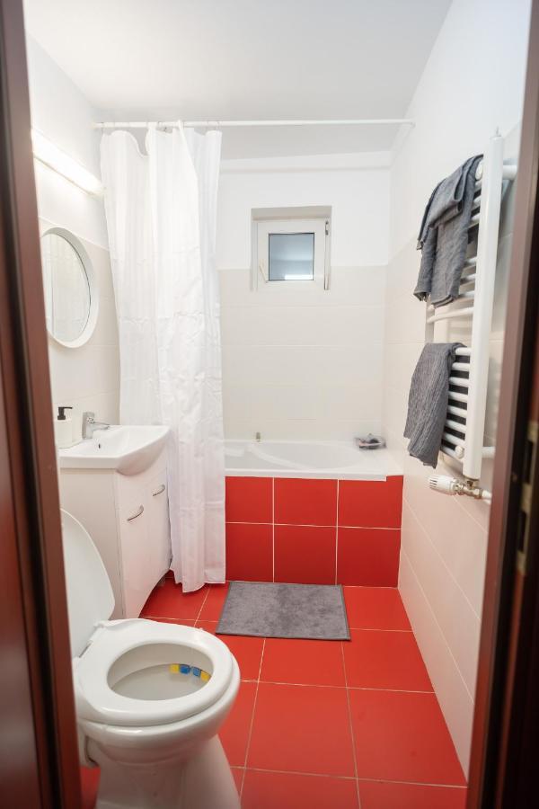 Spacious 2Br Dristor Apartment Bucureşti Eksteriør bilde