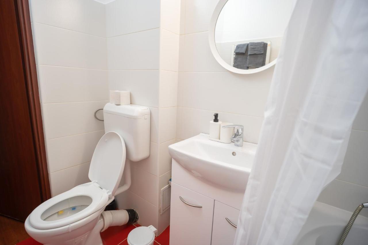 Spacious 2Br Dristor Apartment Bucureşti Eksteriør bilde
