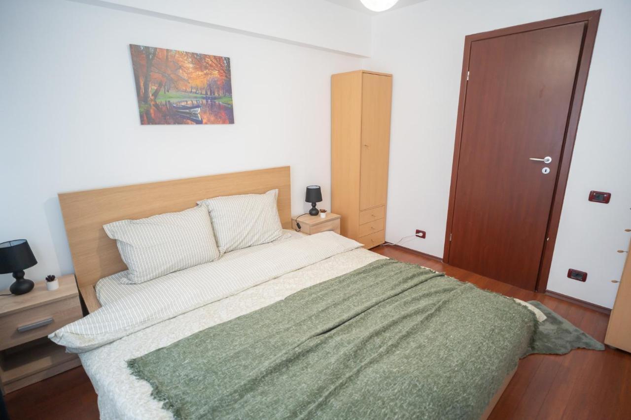 Spacious 2Br Dristor Apartment Bucureşti Eksteriør bilde